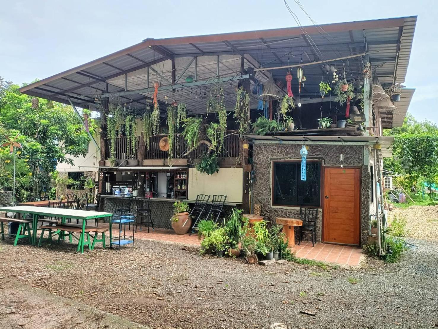 เฮือนน้ำน่าน House By The River Nan Uttaradit Dış mekan fotoğraf